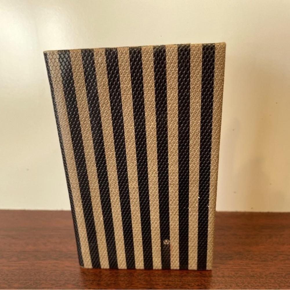 ”🇮🇹 Unisex Authentic Leather Covered Address/Notebook - Picture 2 of 6